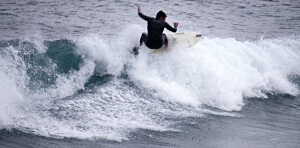 En business, il faut surfer sur la bonne vague pour se développer